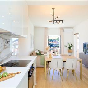 One Bedroom Apartment in Dubrovnik City with balcony and Parking, Sleeps 2-3